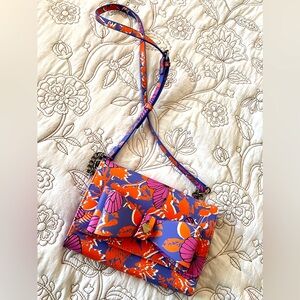 Cross body purse Betsy Johnson brand